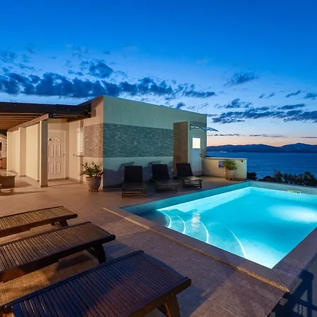 Vila Vita * Donje Selo na Šolti