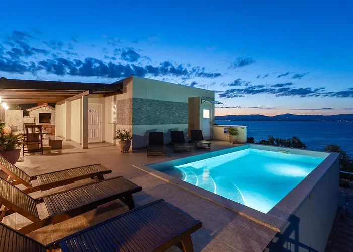 Vila Vita * Donje Selo na Šolti